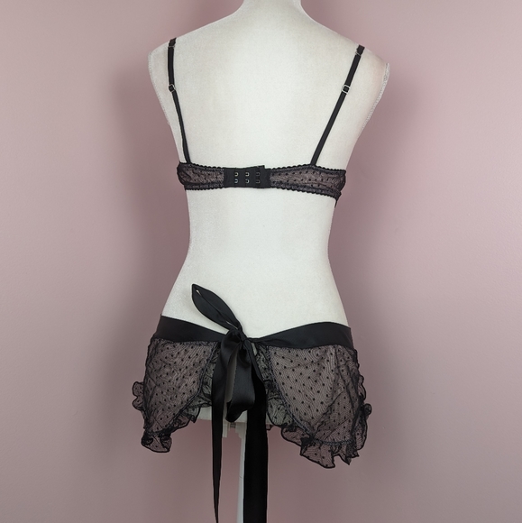 Victoria's secret sexy little things maid outfit - Picture 5 of 8